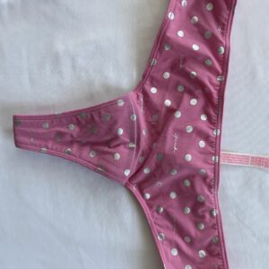 Calzón modelo thong